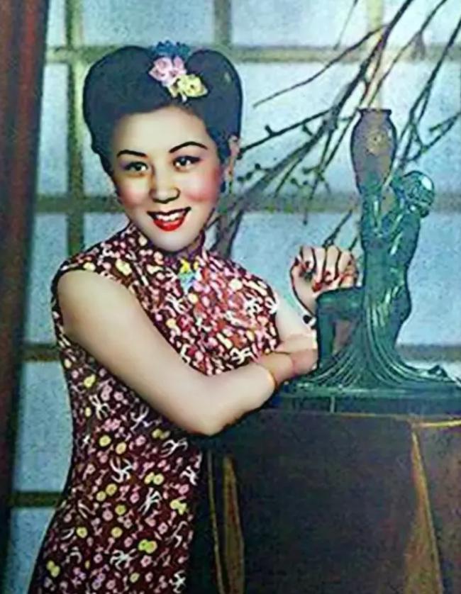 上官云珠为何要跳楼自杀 她的一生经历了什么坎坷