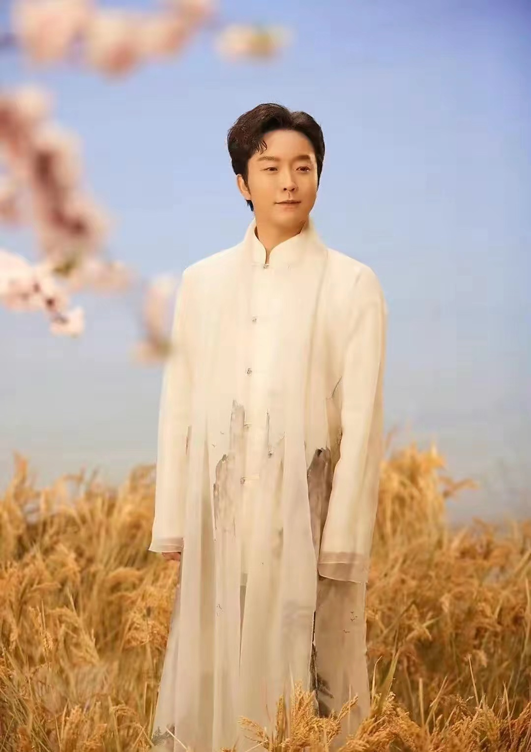 李玉刚简介及个人资料（44岁李玉刚参加婚礼当场泪崩！）