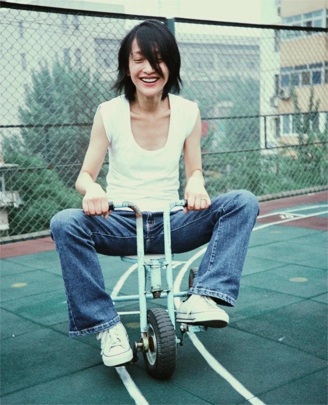 周迅个人资料：天生的演员，多情不滥情，历经10段感情，仍然有着超好口碑