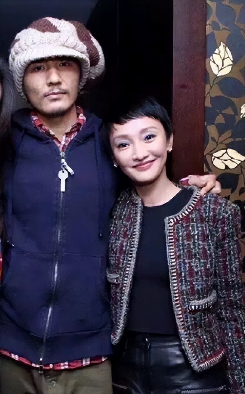 周迅个人资料：天生的演员，多情不滥情，历经10段感情，仍然有着超好口碑