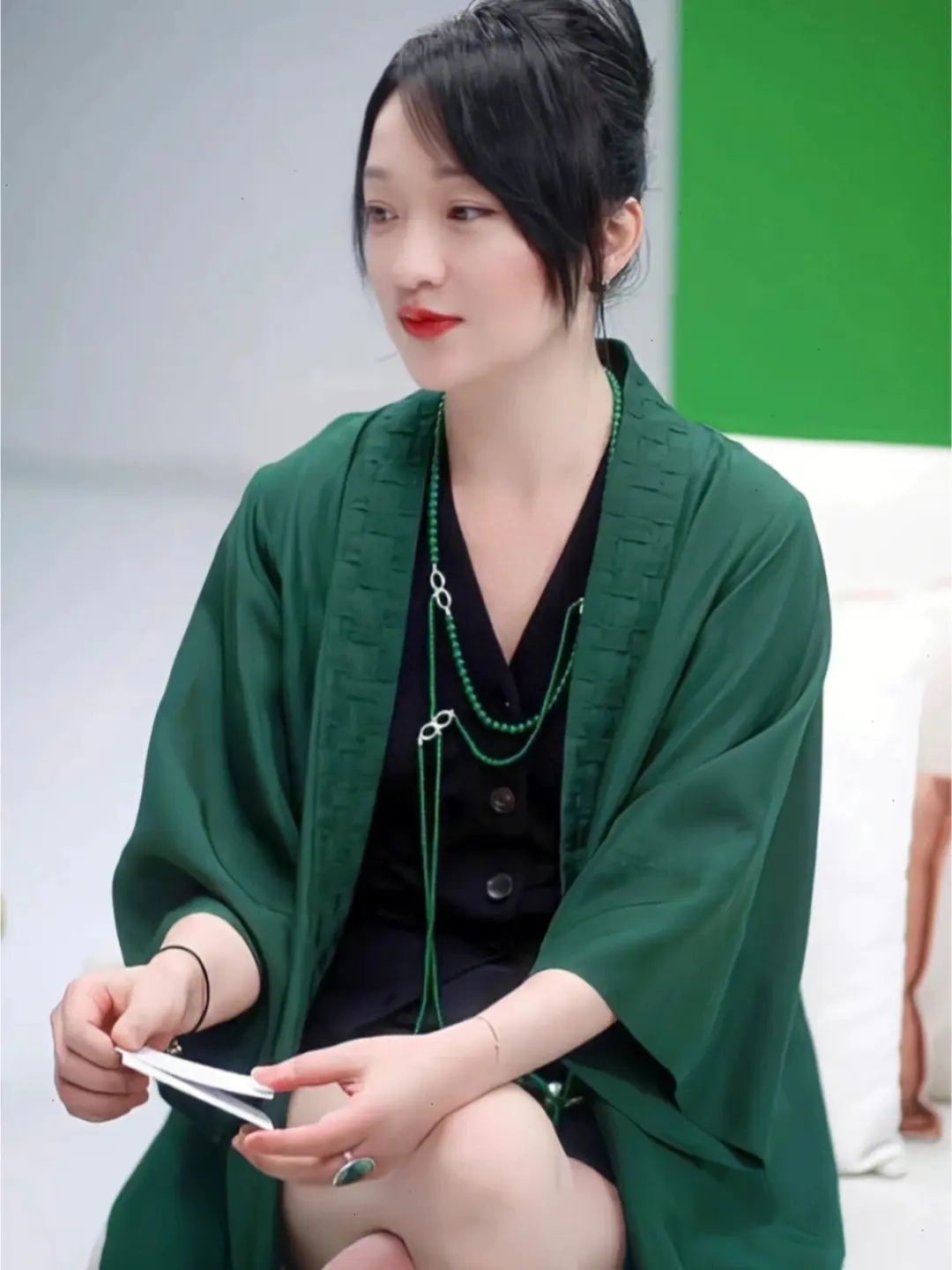周迅个人资料：天生的演员，多情不滥情，历经10段感情，仍然有着超好口碑