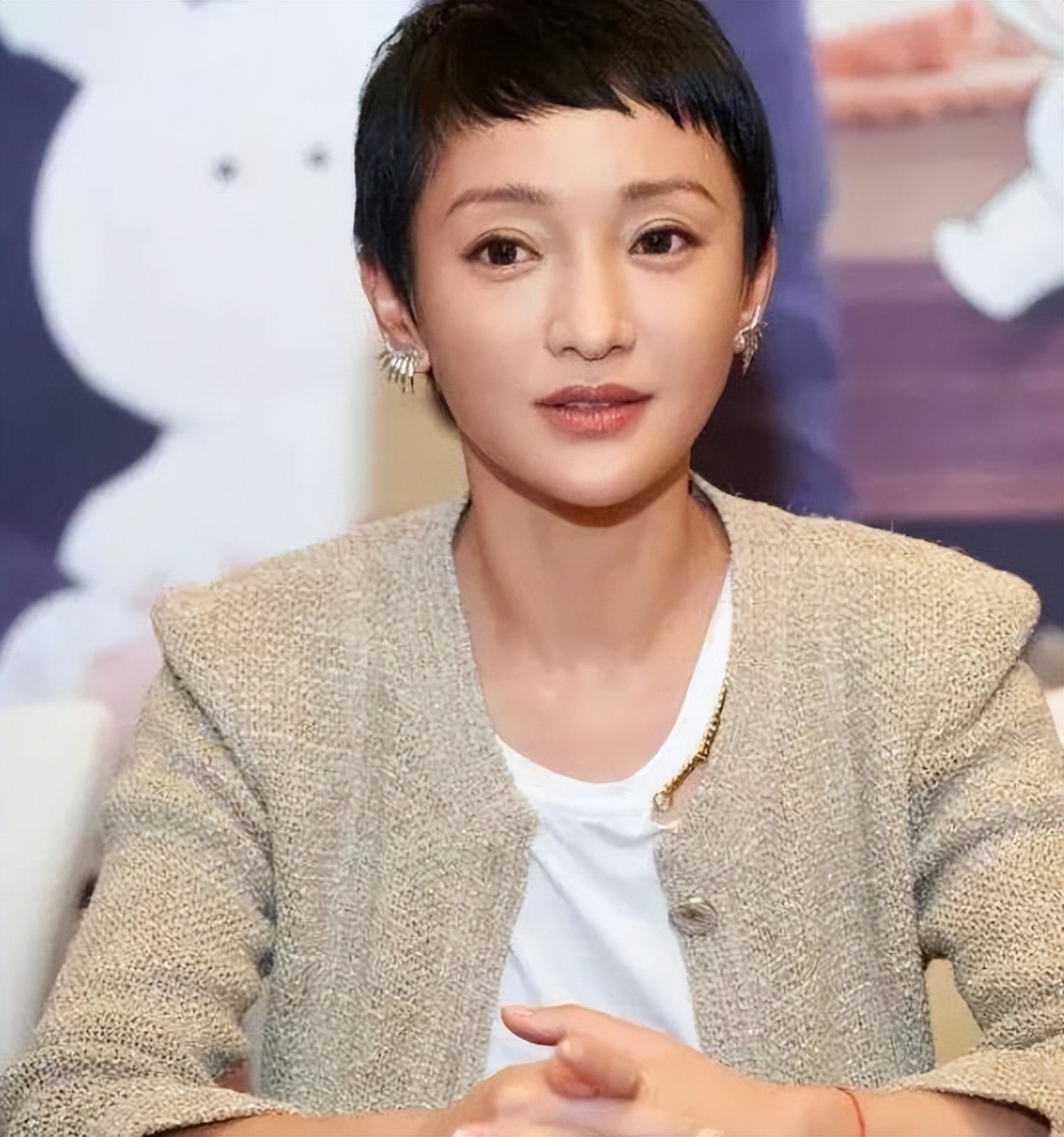 周迅个人资料：天生的演员，多情不滥情，历经10段感情，仍然有着超好口碑