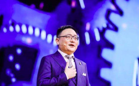 罗振宇人物简介（安徽穷小子，从央视辞职创业，3个月赚1828万，如今身家30亿元）
