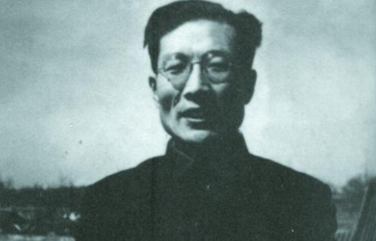 著名作家周立波