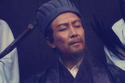 ​卧龙和凤雏的师傅是谁？卧龙和凤雏指的是哪两个人？