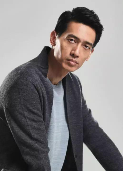 坐了20年冷板凳才出名的老戏骨公磊，至今未婚无儿无女
