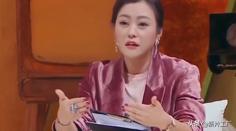 谭松韵新剧开机，我却被28岁女配吸引，不愧是郝蕾唯一女弟子！