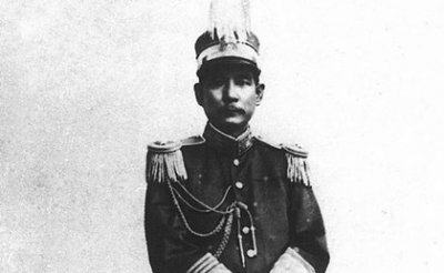 ​1917年9月10日：孙中山就任军政府大元帅