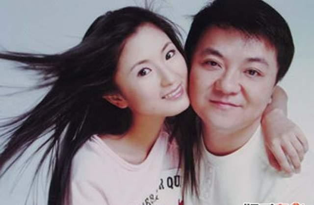 董路老婆（名嘴董路牵手小娇妻闪爱闪婚别样好风景）