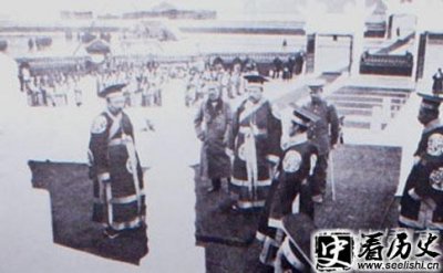 ​袁世凯祭天欲称帝 袁世凯龙袍什么样子