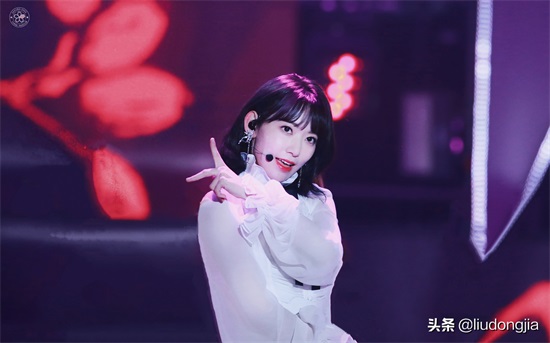 宫胁咲良，1998年3月19日，日本偶像艺人，女子偶像团体HKT48