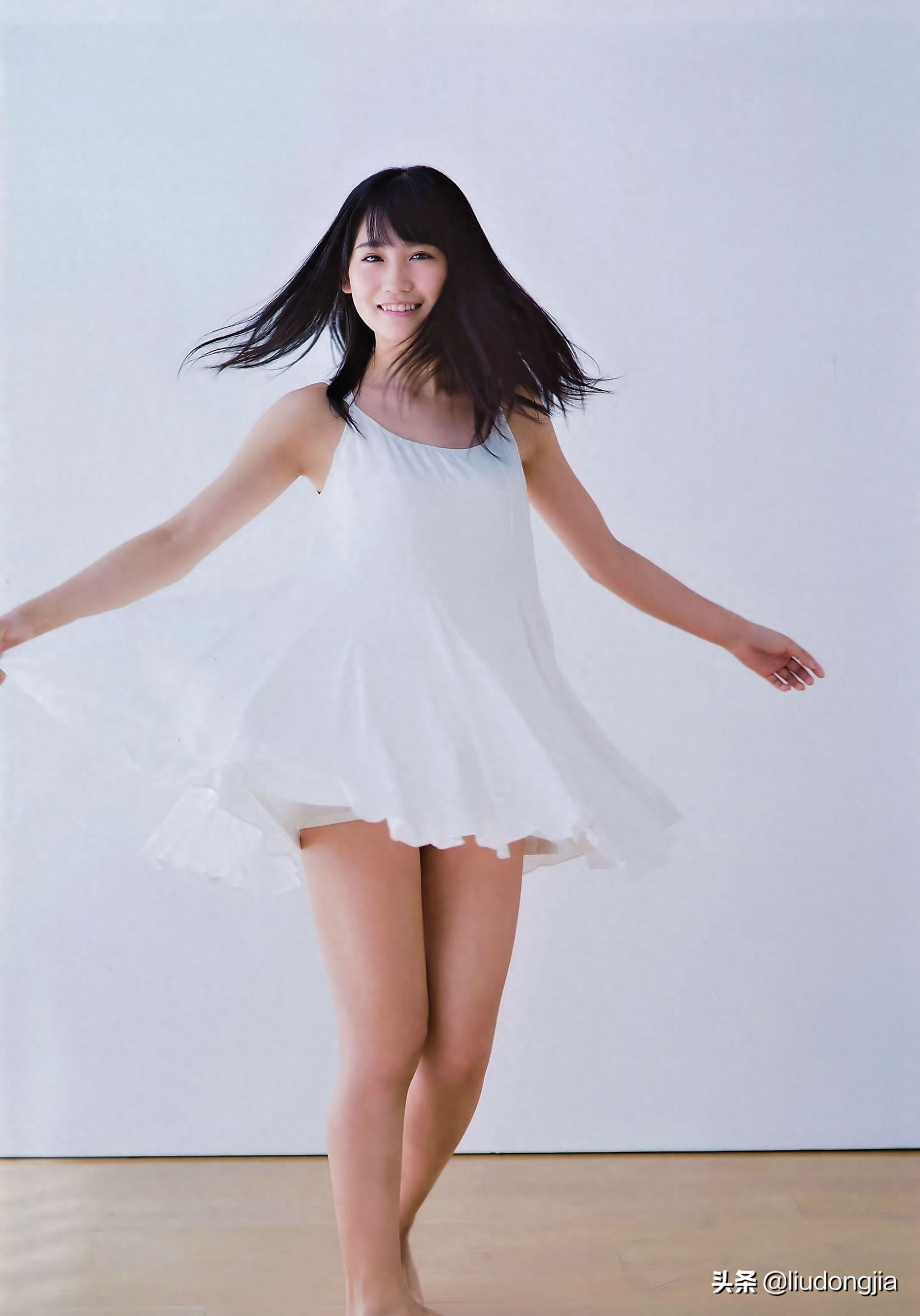 宫胁咲良，1998年3月19日，日本偶像艺人，女子偶像团体HKT48