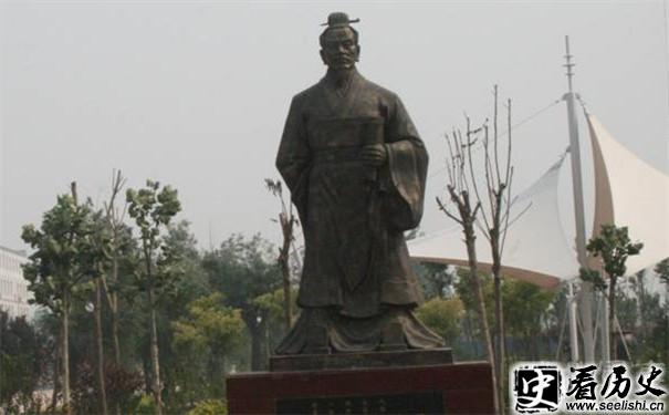 董仲舒雕像