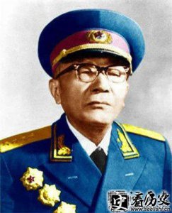 ​革命家黄克诚简历_黄克诚与粟裕的关系_黄克诚的夫人子女后代现状