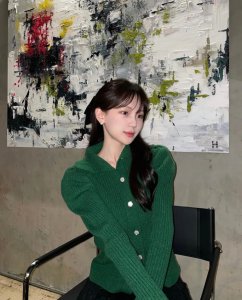 ​公主发型扎法教程（几款绝美的新年公主编发，好看又减龄）