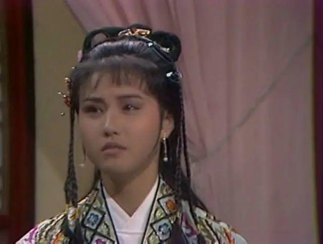 周海媚生平角色回顾 周海媚母亲悼念女儿：以你为荣