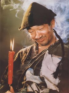 ​严顺开个人资料简介：凭“阿Q”一角成名，72岁脑梗中风，卧病8年后去世