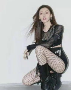 ​90后身材最好的女星排名前十名(前凸后翘个个都是大长腿)