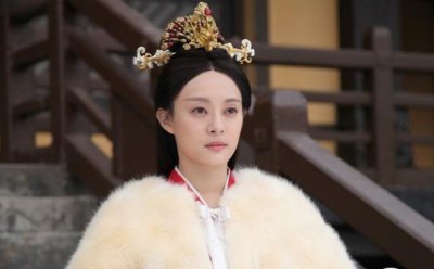 ​芈月与嬴政的关系 芈月竟是秦始皇爷爷的奶奶