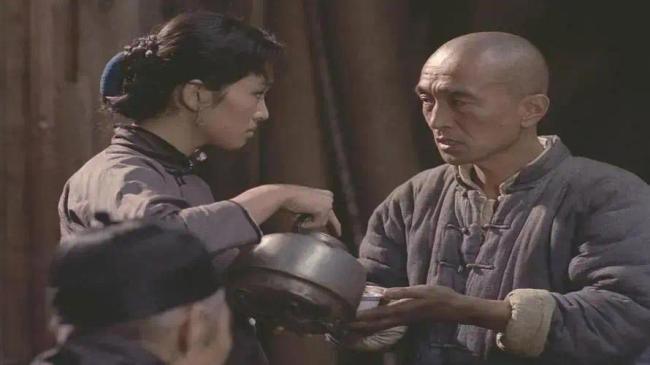 巩俐大尺度之作 张艺谋人性猛片 却最先在国外上映