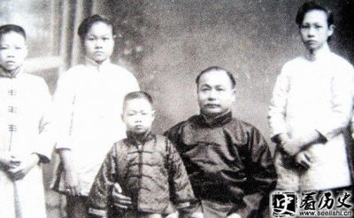 ​詹天佑是个怎样的人 站在詹天佑的铜像前感想