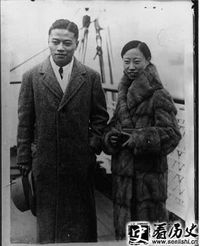 郑广元和妻子合照