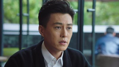 ​《我的前半生》罗子君收到陌生包裹，查完监控后不敢签收