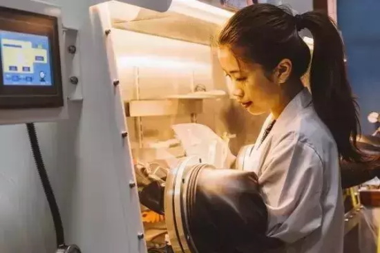 叶钦达为什么转行？明明能靠脸吃饭却偏要靠才华