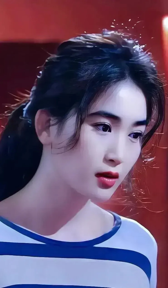 不老女神温碧霞，90年代的香港代表美人之一