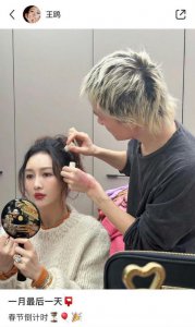 ​孕期疑遭劈腿，未婚生女不敢官宣，她算不算自食苦果？