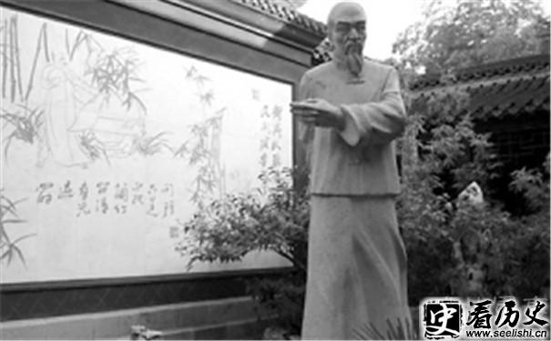 吴敬梓像