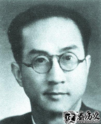 邹韬奋照片
