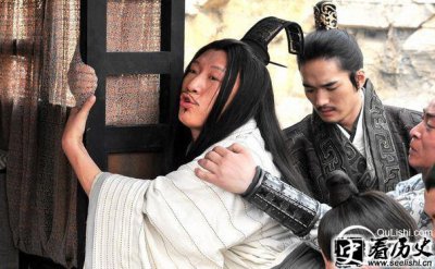 ​孙膑为什么要装疯 孙膑挖了髌骨还能活吗