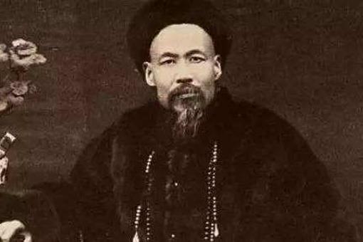 左宗棠是如何做到1年半收复新疆的?为何康熙三代需要半个世纪才收复?