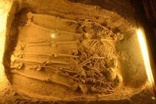 朱元璋死后有多少个妃子陪葬 殉葬制为何会重启