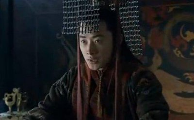 ​曹操父子与汉献帝之间究竟是什么样的关系?