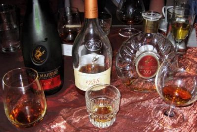 ​一瓶xo多少杯(brandy xo价格多少一瓶)