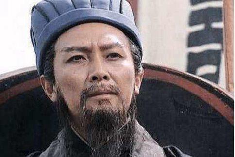 诸葛亮成蜀国一把手为什么还是很穷?