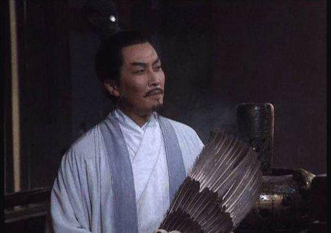 诸葛亮成蜀国一把手为什么还是很穷?