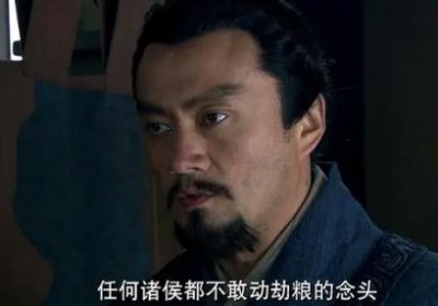​章邯在巨鹿之战后手中还有二十万秦军，为何向项羽投降？