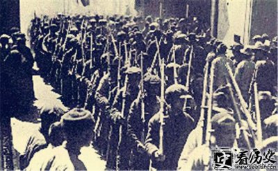 ​七一五反革命政变经过 七一五政变和四一二政变的比较 七一五反革