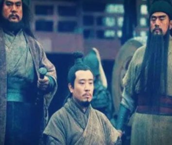 ​从被曹操打败后归降与曹操 关羽为什么还能被封为武圣