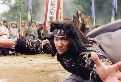​洪七公提到乔峰的武功（天龙八部乔峰打的过洪七公吗）