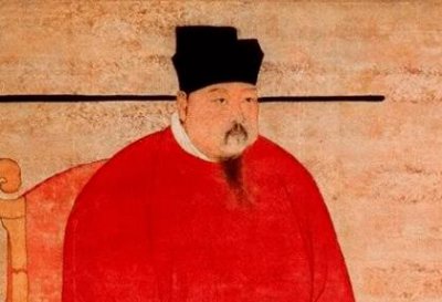 ​宋朝皇帝画像中的朝服为何大都是红色的?原因是什么？