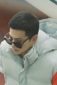 ​杨洋的平头我忍了，陈伟霆的平头我忍了，千玺的平头我忍无可忍！