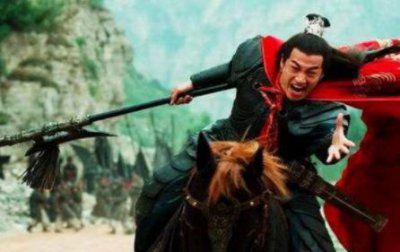 ​吕布身为三国猛将，有哪些人不惧他呢？