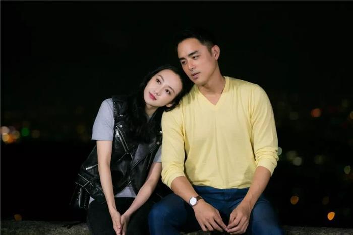 王鸥疑飞台湾为明道庆生，还被扒出同款情侣手链，这是在一起了？