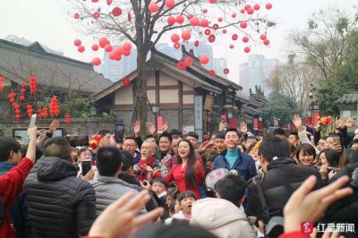 ​陈彼得、马薇唱响川版《我和我的祖国》：感动是来自对祖国的热爱