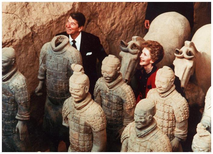 明星出身的里根，70岁当总统为何还能跻身历史最佳？他有3大素质