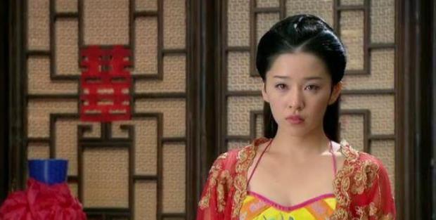 古代妓院对不听话的女子，老鸨是如何驯服的，训练方式让人咂舌